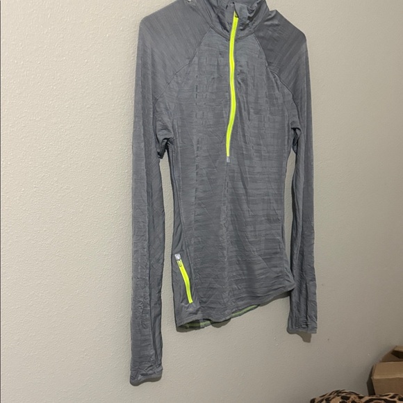 Athleta Gray Long Sleeve Top with Neon Accents - Picture 2 of 3
